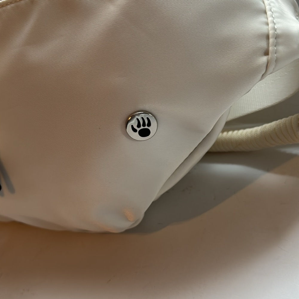 BearPaw Ivory Nylon Fanny Pack with Coiled Removable Shoulder Strap - Picture 4 of 16